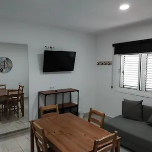 Open-bajo Apartamento La Laguna (Tenerife)